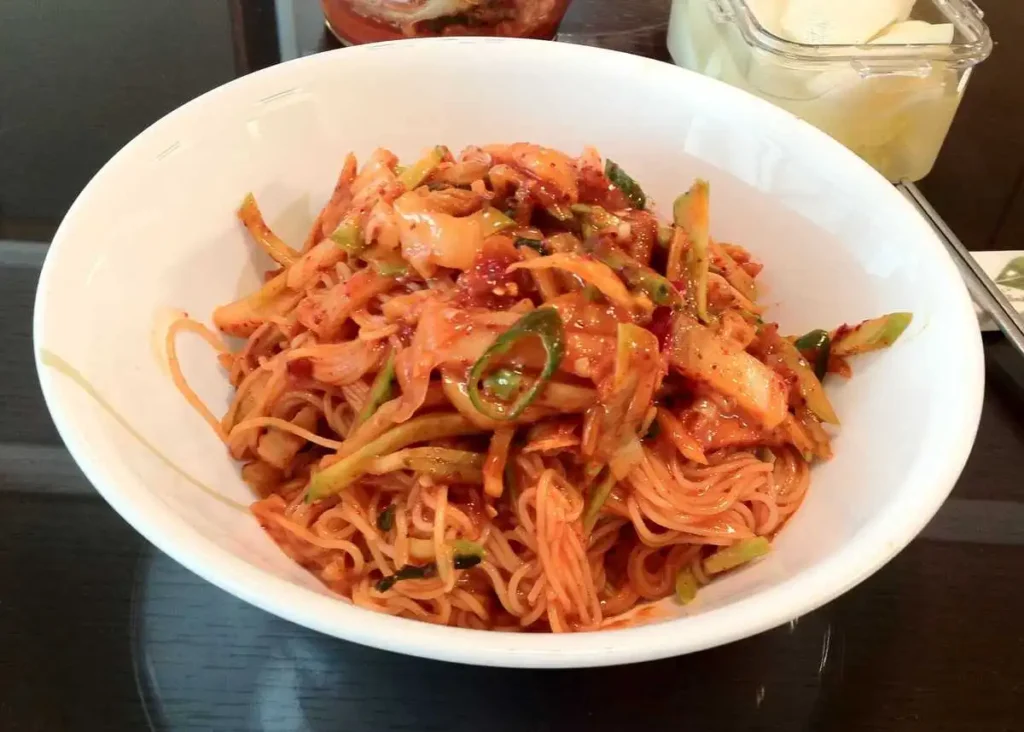 비빔국수 양념장 레시피 - 쉽고 정말 맛있는 비법🍜 - Mintpasta